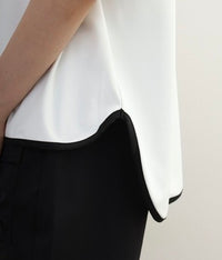 画像をギャラリービューアにロードします Oversized Print Mock Neck Top
