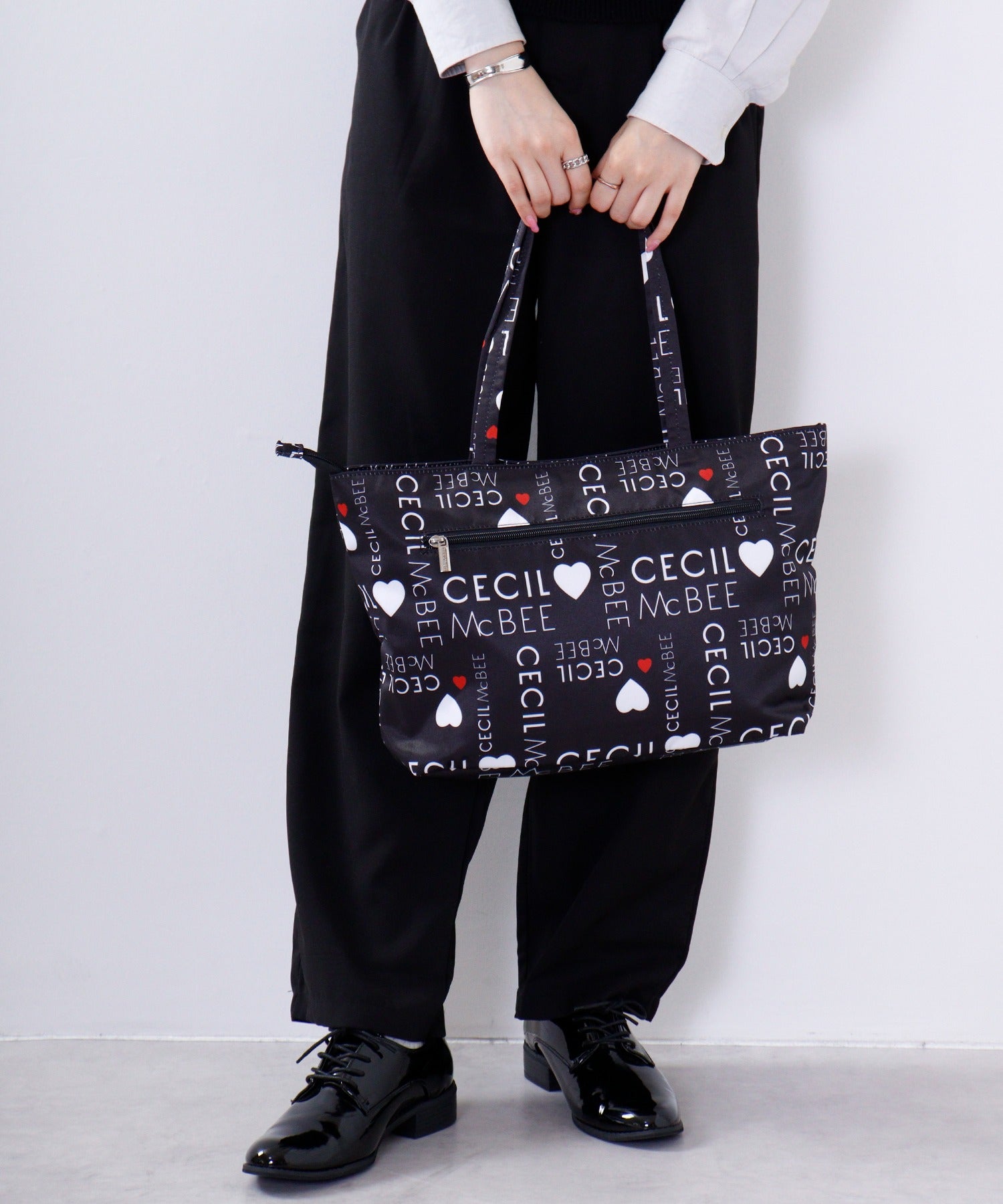 LOGO PATTERN TOTE トートL CM121138 | JEETA Active Life Shop