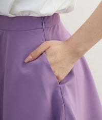 画像をギャラリービューアにロードします Two-Tier Flare Skirt
