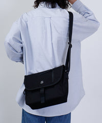 画像をギャラリービューアにロードします Northside Messenger MLC-02206
