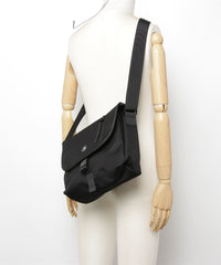 画像をギャラリービューアにロードします Northside Messenger MLC-02206
