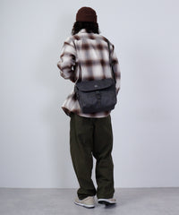 画像をギャラリービューアにロードします Northside Messenger MLC-02206
